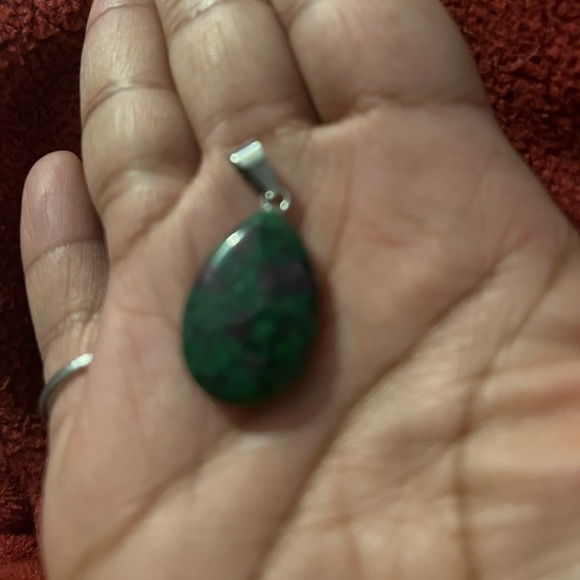 Hand Crafted Green & Red Natural Bloodstone Pendant on Chain Handmade Hand Made - Picture 2 of 4